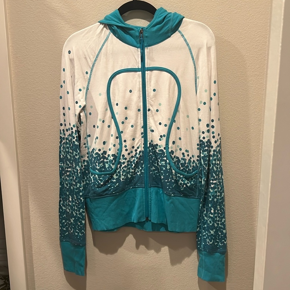 696. Lululemon Jacket (aqua/white)